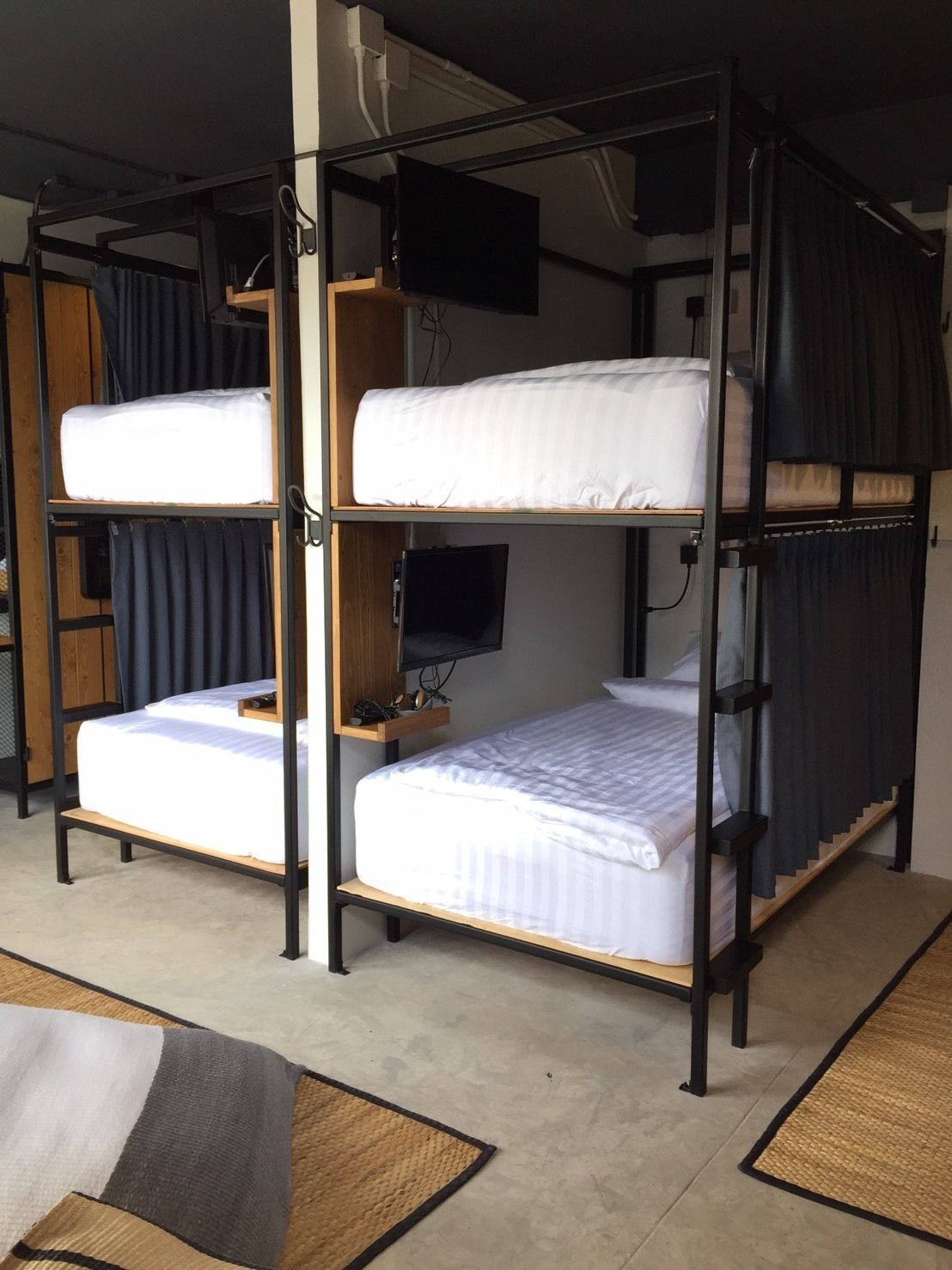 12-Bed Mixed Dormitory | Bureau, rideaux occultants, Wi-Fi gratuit, draps fournis