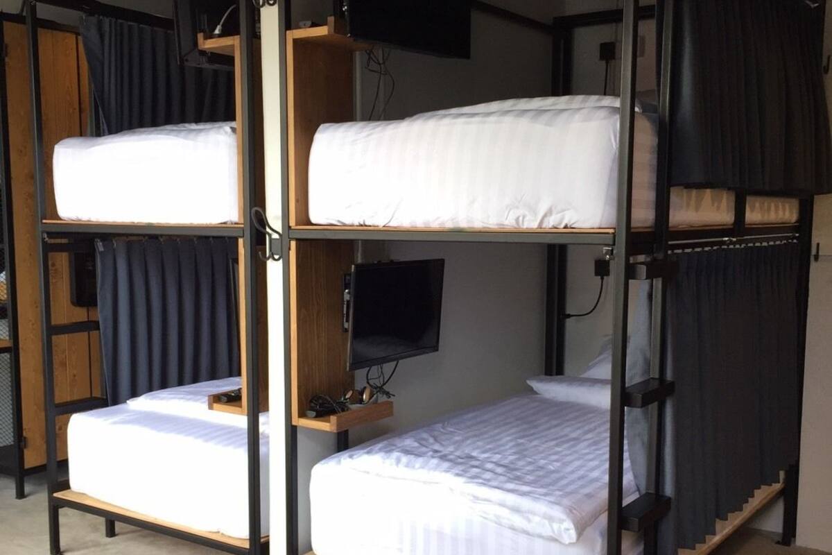 12-Bed Mixed Dormitory | Bureau, rideaux occultants, Wi-Fi gratuit, draps fournis