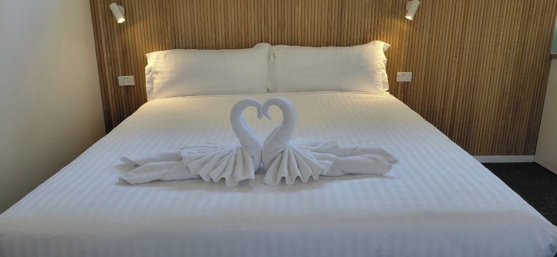 Premium bedding, iron/ironing board, free WiFi, bed sheets