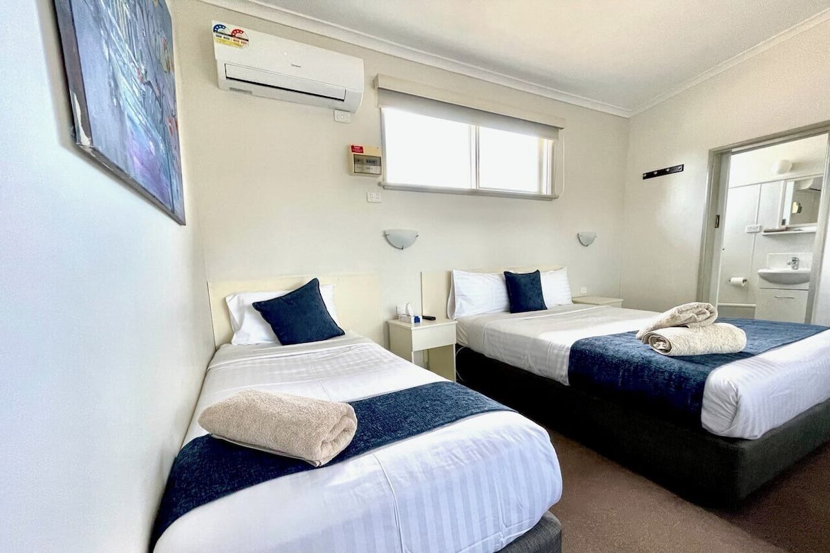 Small Family Room | 1 bedroom, premium bedding, iron/ironing board, free WiFi