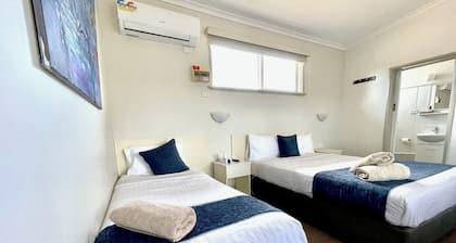 The Highlander Motel - 24HR Check In