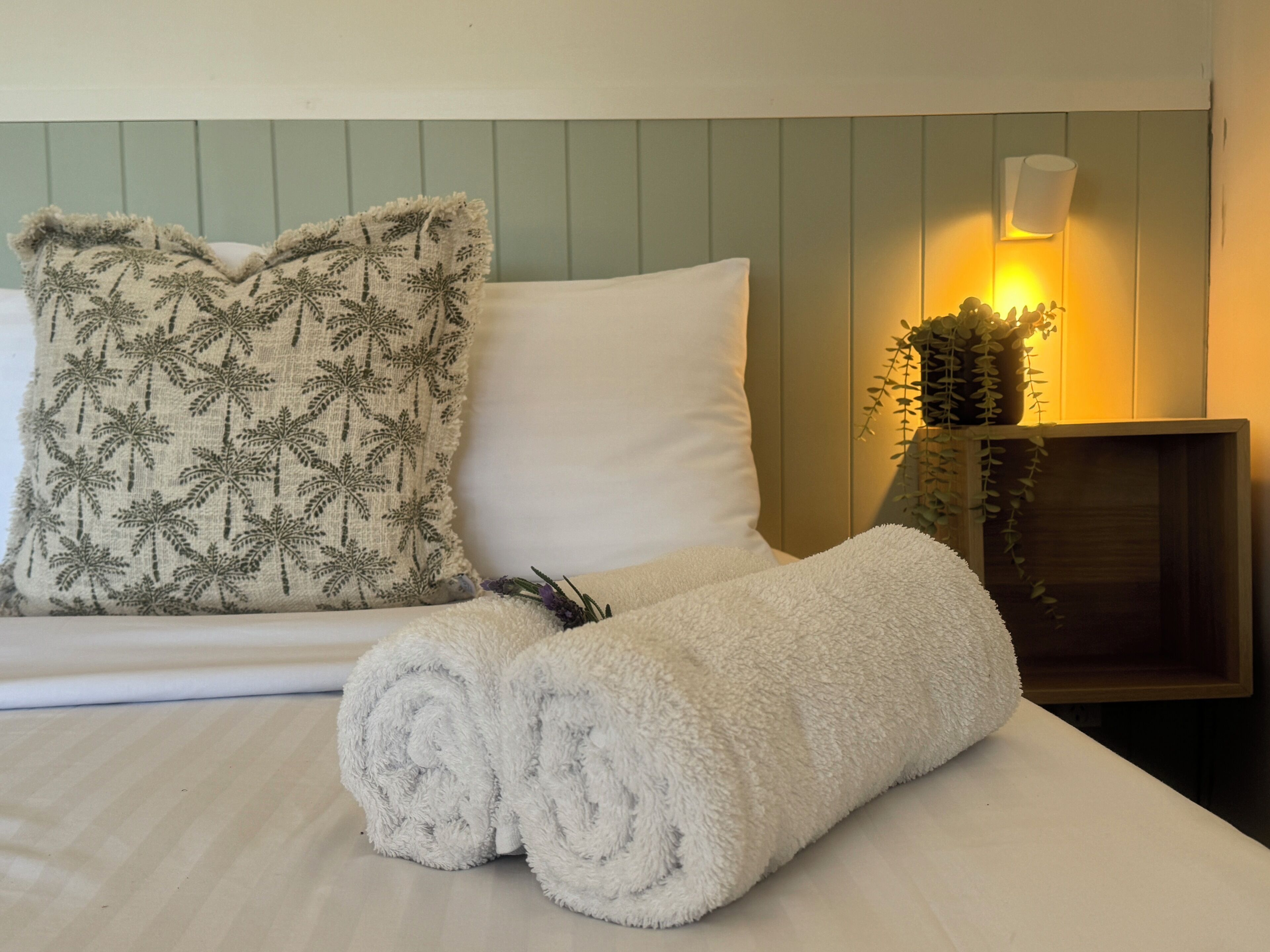 디럭스 더블룸 | 고급 침구, 다리미/다리미판, 무료 WiFi, 침대 시트