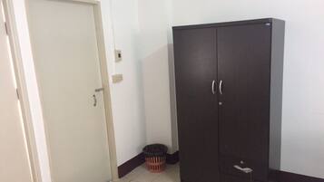 Standard Double Room | Room amenity