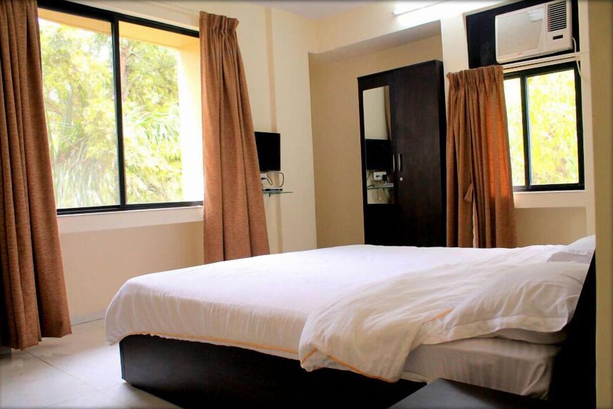 Standard Apartment, Smoking | 1 bedroom, desk, rollaway beds, free WiFi