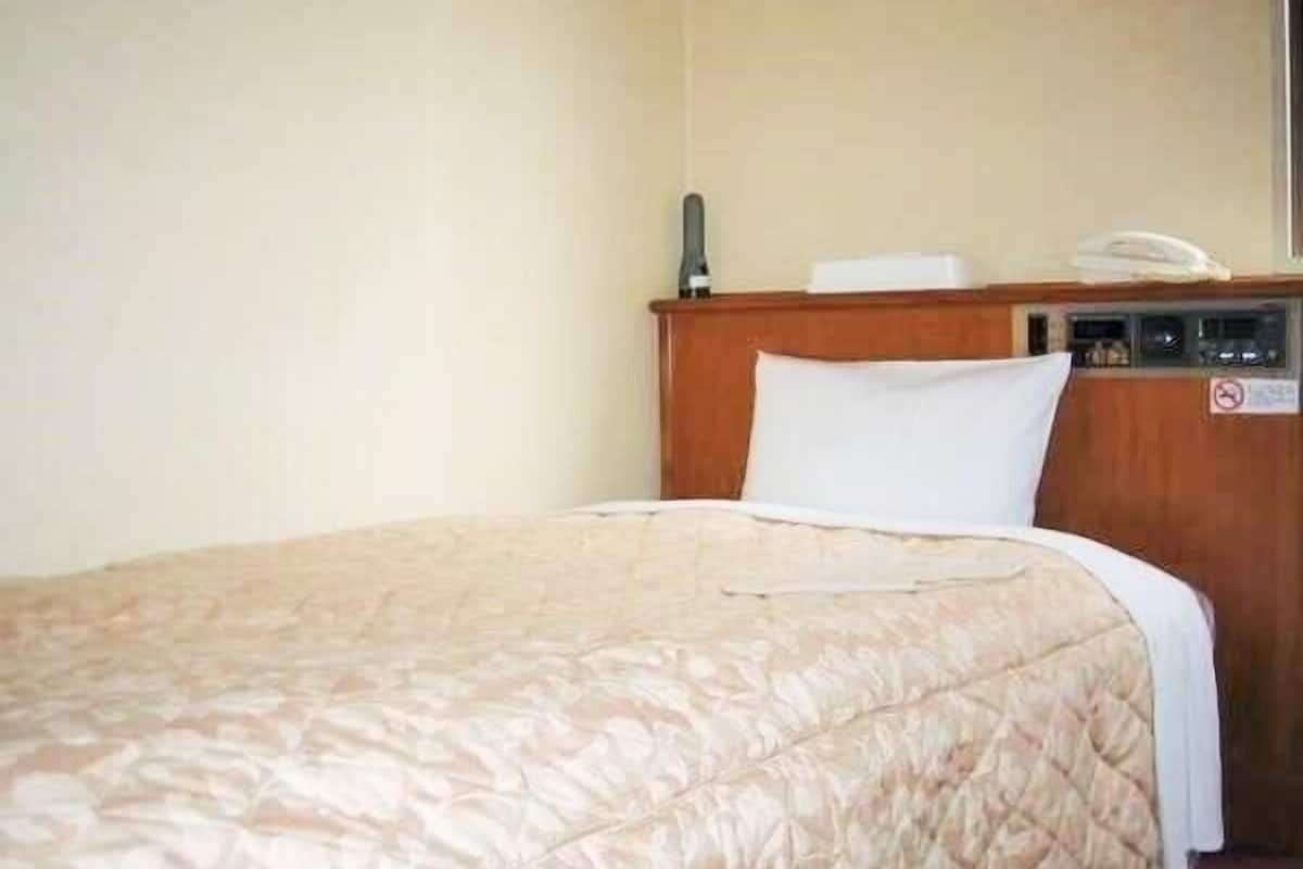 Bureau, chambres insonorisées, Wi-Fi gratuit, draps fournis