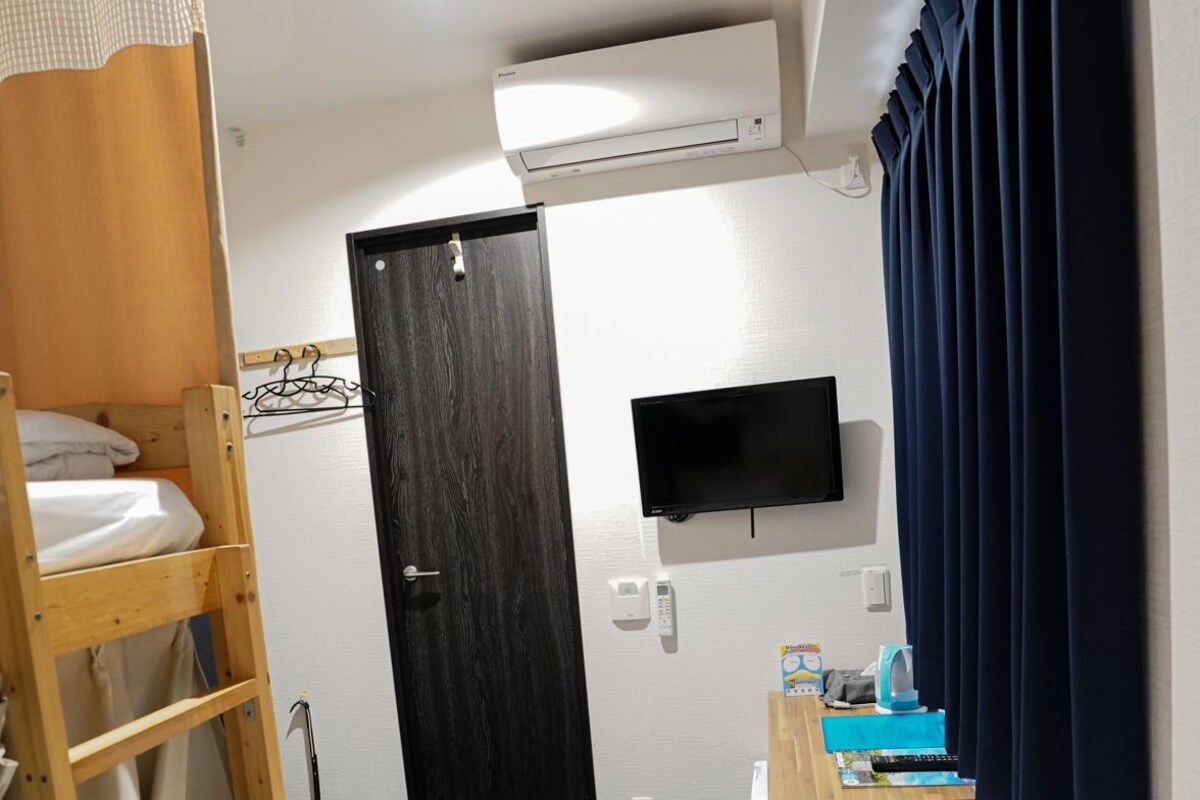 Iron/ironing board (on request), free WiFi, bed sheets