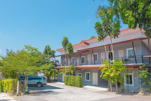 บริเวณภายนอก