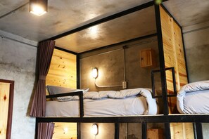 6-Bed Private Room | Kostenloses WLAN