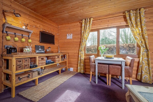 Apartment, 1 Bedroom (WeeOne) | Living room