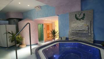 Turkish bath/hammam, massages