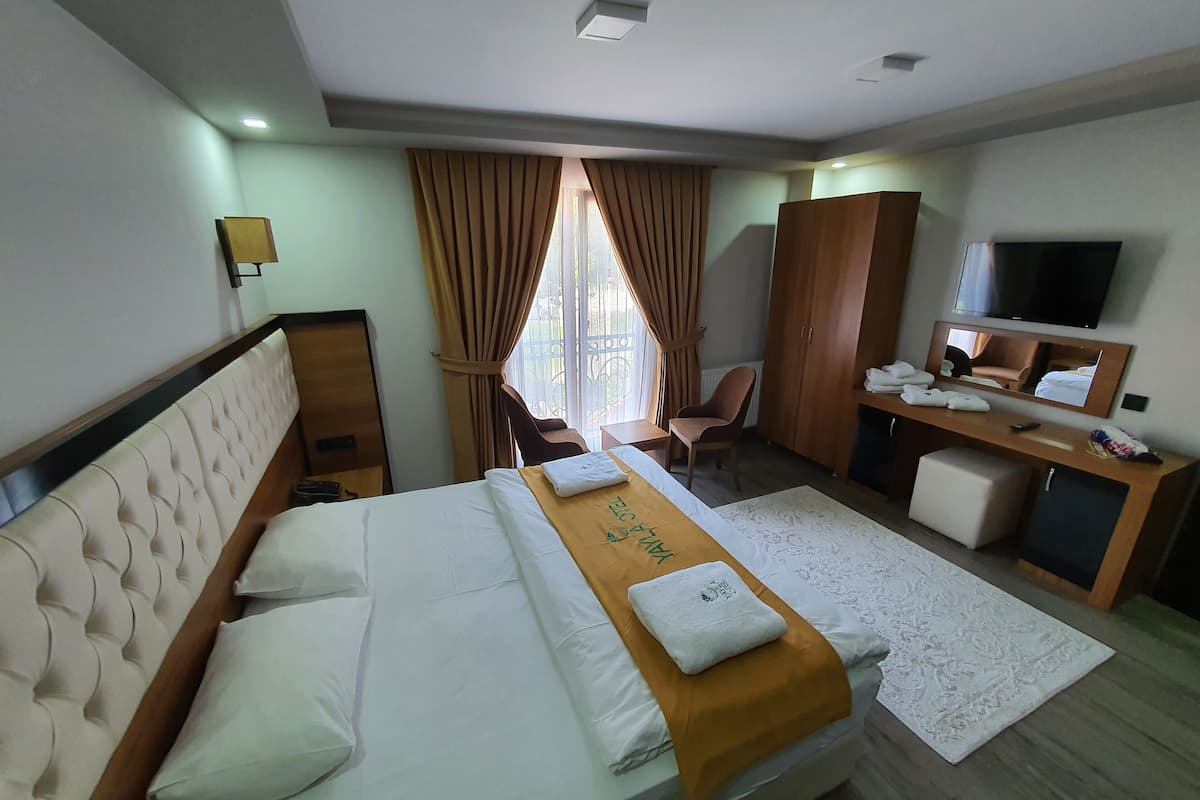 Royal Double Room | Egyptian cotton sheets, premium bedding, down comforters, in-room safe
