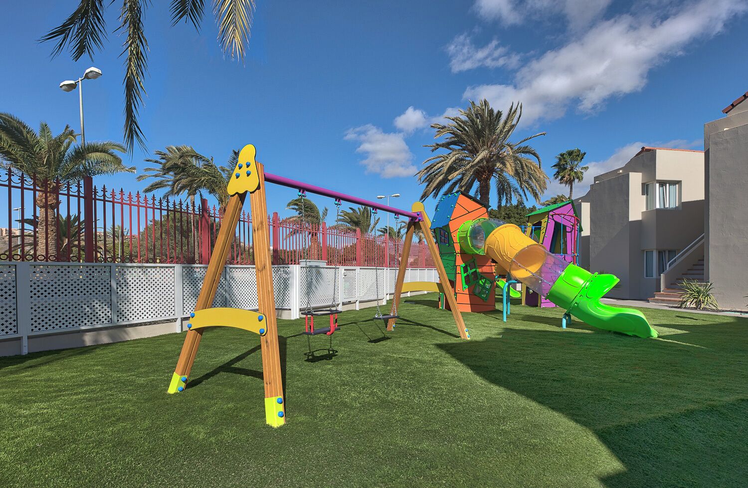 children’s play area – outdoor