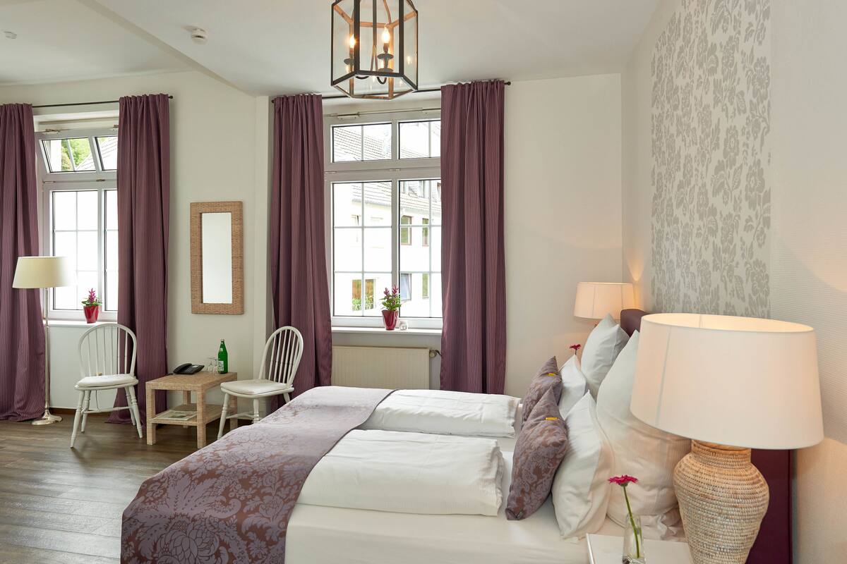 in-room safe, desk, cots/infant beds, rollaway beds