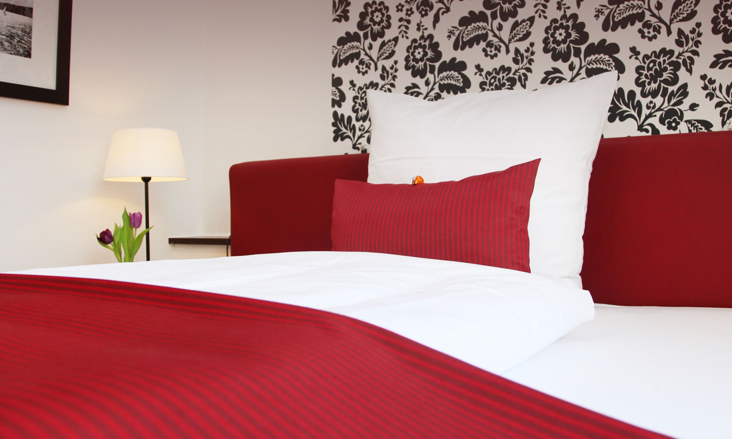 in-room safe, desk, cots/infant beds, rollaway beds