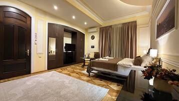 Deluxe Room, Balcony, Garden View