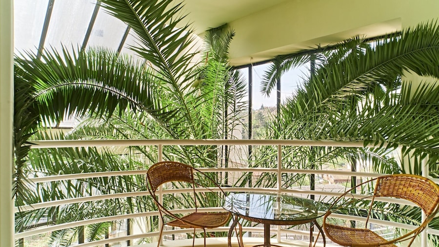 S&L Boutique Hotel