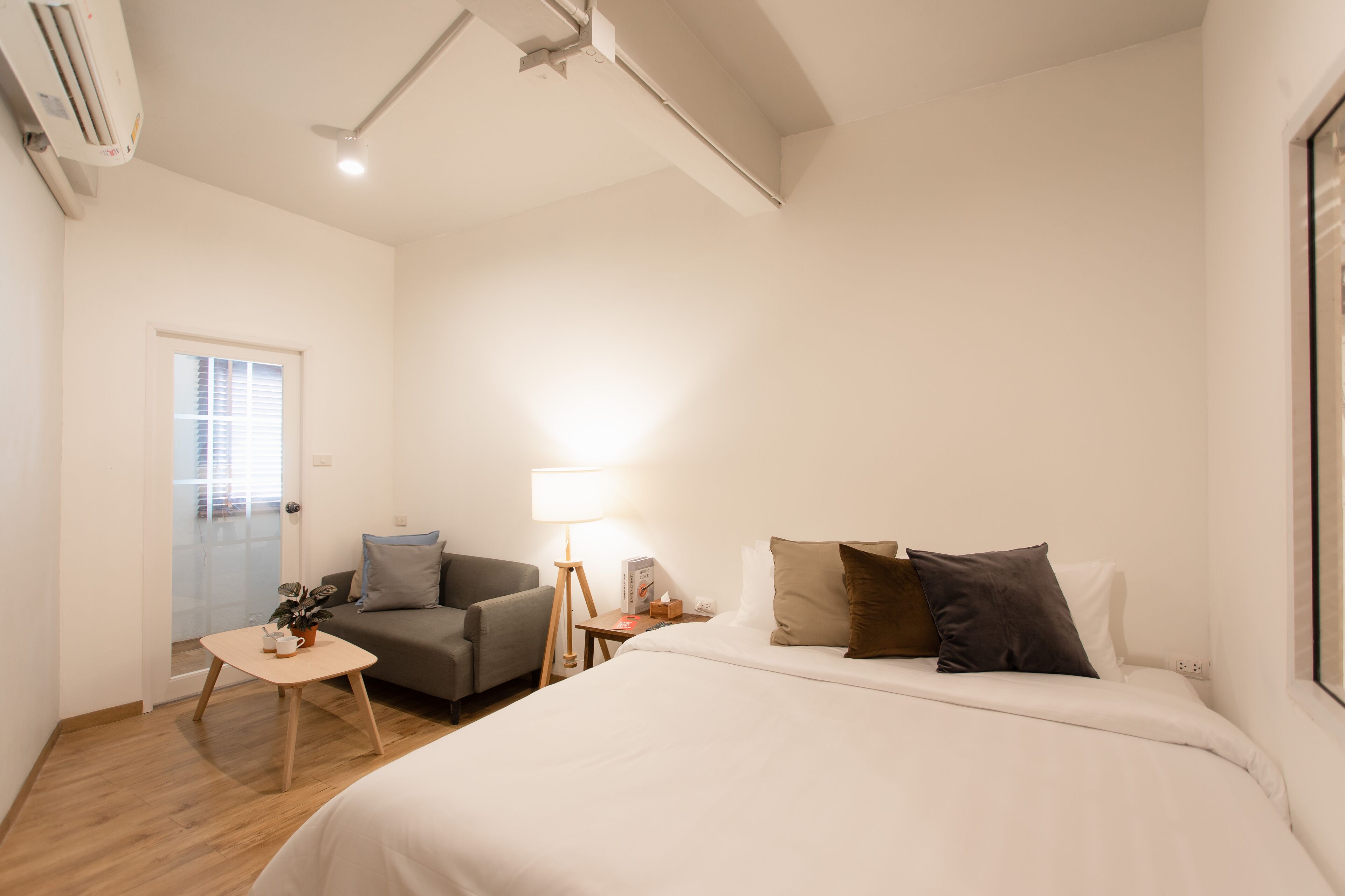 Photo - Hotel PaPa Bangkok Siriraj