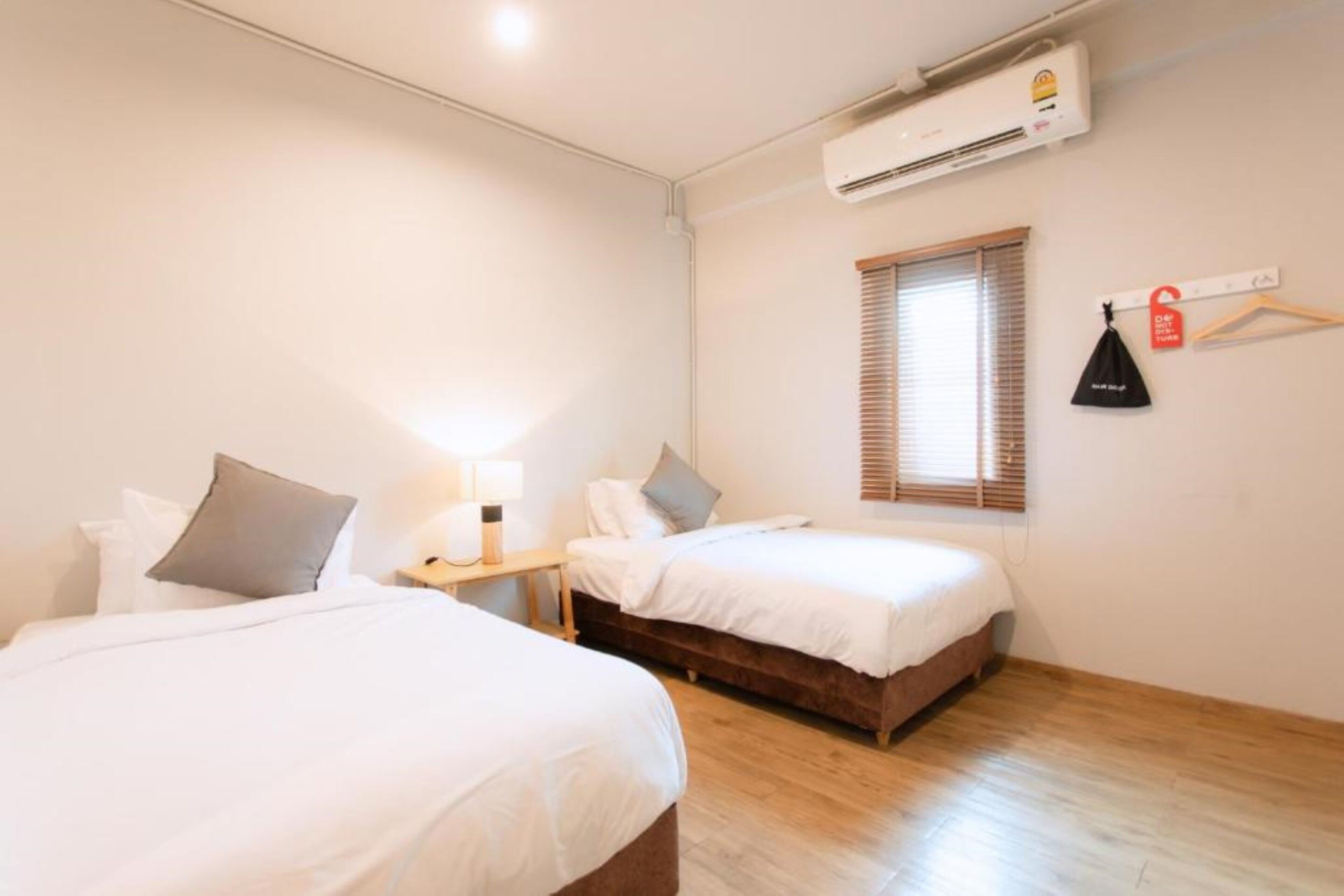 Photo - Hotel PaPa Bangkok Siriraj