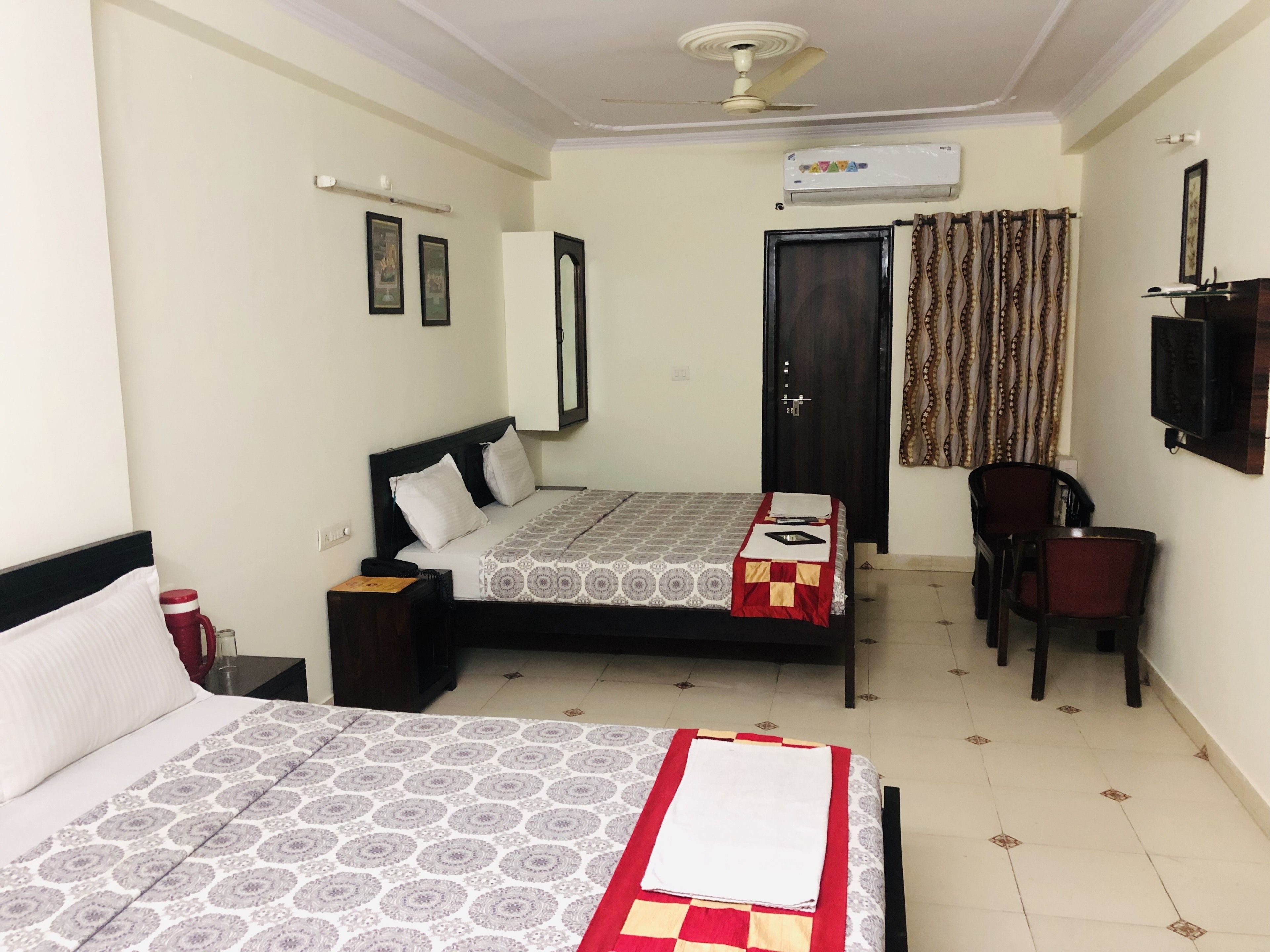 Foto - Hotel Classic Inn Near Jaipur Railway Station