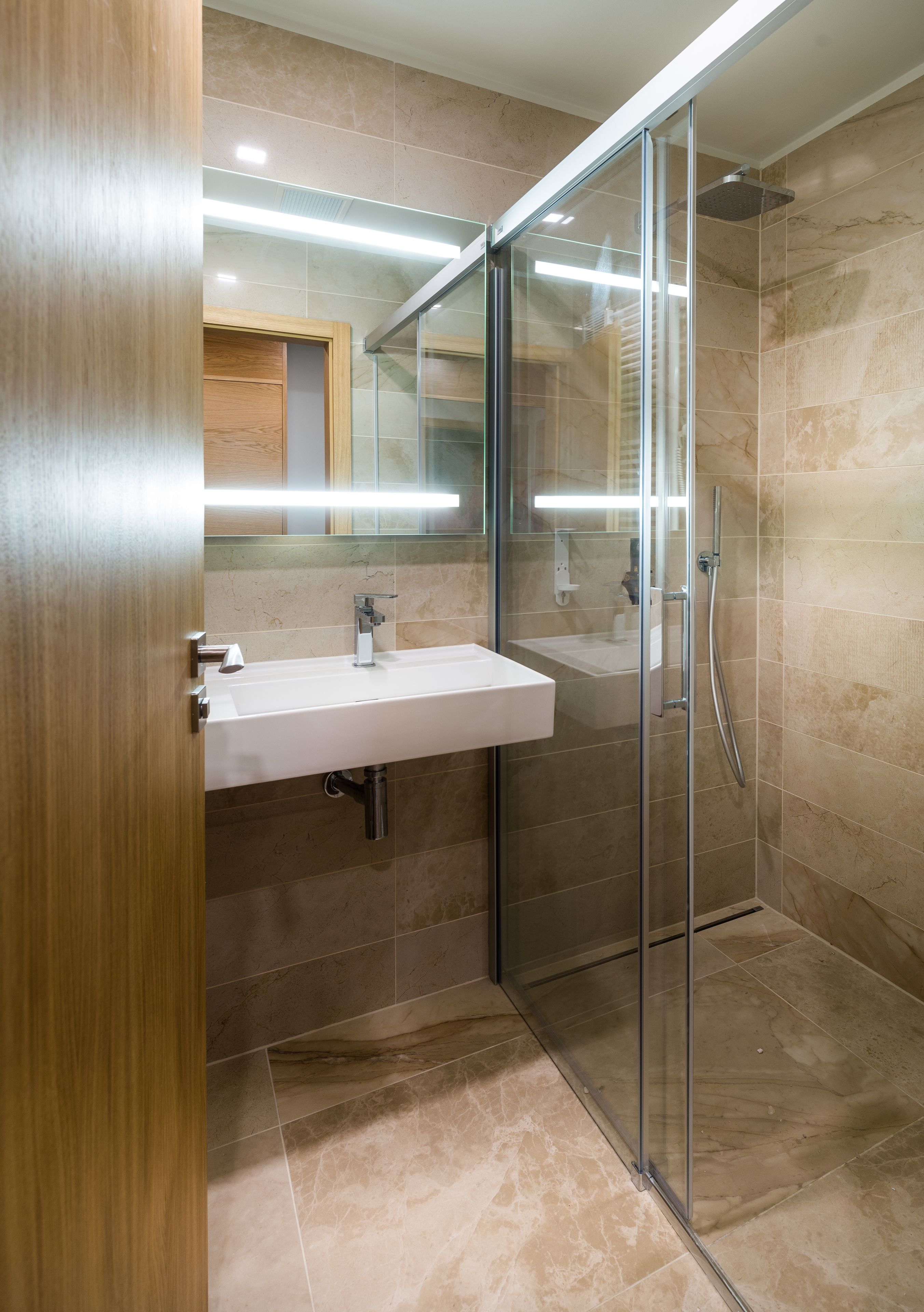 thermal room | bathroom | free toiletries, hair dryer, dressing gowns, slippers