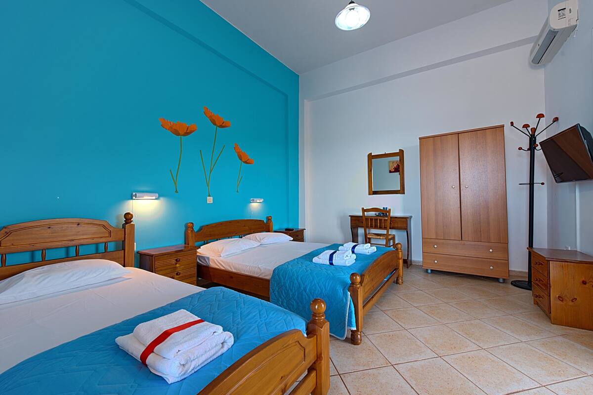 Standard Triple Room, Sea View