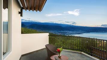 Suite | Balcony