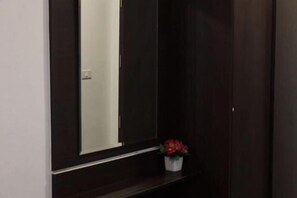 Interior - Trimm (Chanthaburi)