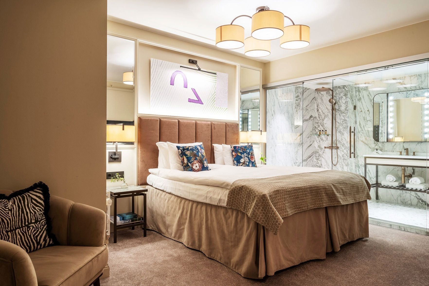 Egyptian cotton sheets, premium bedding, down comforters, pillowtop beds