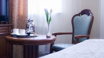 Standard Double or Twin Room | Room amenity
