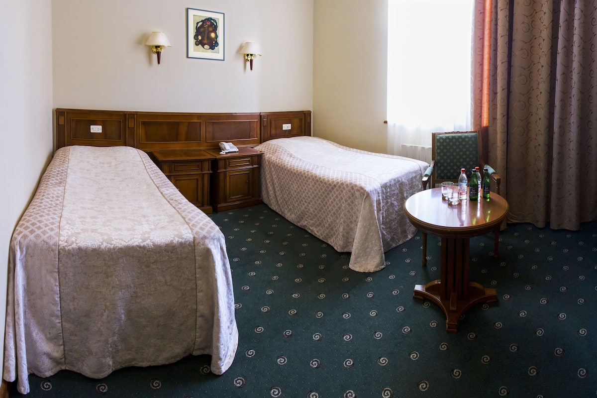 Chambre Standard Double ou avec lits jumeaux