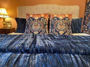 Departamento presidencial, 2 habitaciones, cocina, vista a la ciudad | Ropa de cama de alta calidad y decoración personalizada 