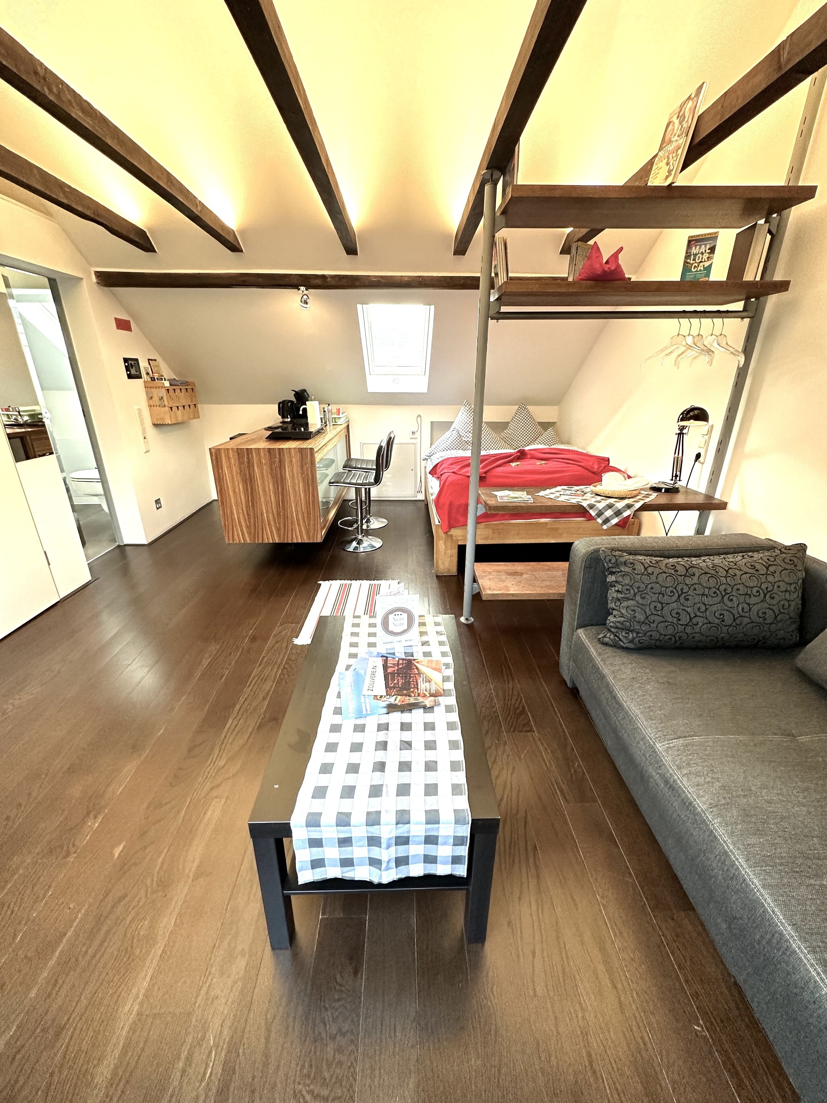 comfort studio, kitchenette | 1 bedroom, premium bedding, minibar, in-room safe