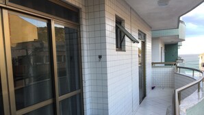 Suite, 1 Tempat Tidur Double | Balkon