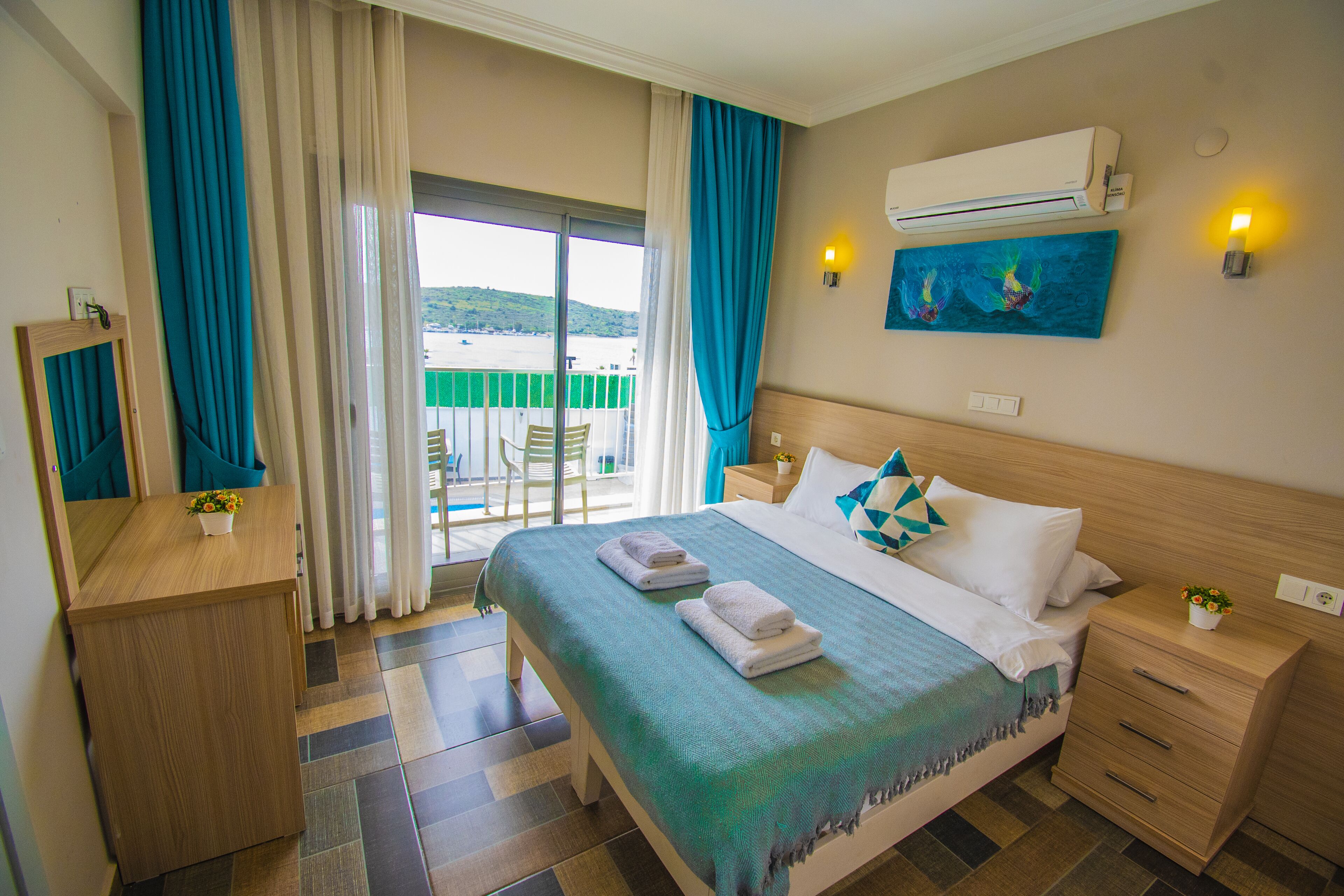apartment, sea view | 1 bedroom, premium bedding, individually decorated