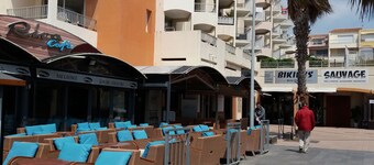 studio 4 people swimming pool at CAP D'Agde