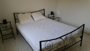 2 Schlafzimmer, WLAN, BettwÀsche, Rollstuhlgeeignet