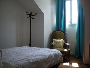 2 camere, ferro/asse da stiro, Wi-Fi gratuito, lenzuola