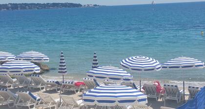 Sehr schöner 2-Zimmer-Residenzpool WIFI-Parkplatz 300 m Juan les Pins Beach