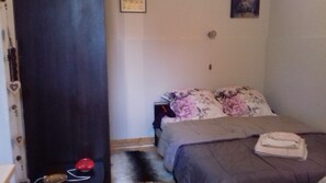 1 Schlafzimmer, Bügeleisen/Bügelbrett, WLAN