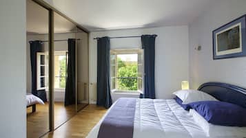 2 chambres, fer et planche Ă repasser, lit parapluie, Wi-Fi gratuit