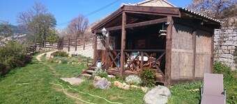 hamlet of ZITAMBOLI 900m above sea level and 1 hour from the sea escala hikes