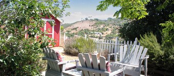 Farm Stay Bungalow And Hot Tub