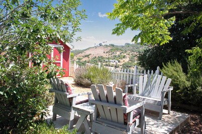 Farm Stay Bungalow And Hot Tub