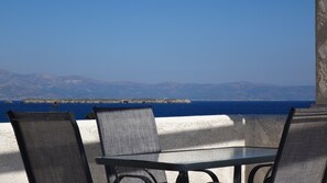 Outdoor dining - Blue and sea views Sea views (PAROS)