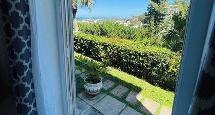 'Panatola' Studio with Breathtaking Views - Close to beach