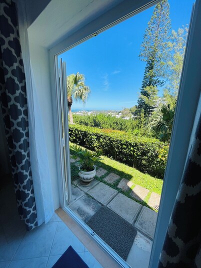  'Panatola' Studio with Breathtaking Views - Close to beach