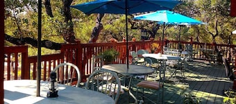 TreeHouse Suite @ HomeAway Ranch