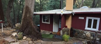 Perfect Palomar Mountain Getaway - Little Red