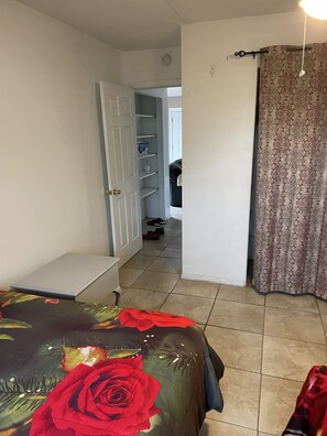 3 bedrooms, iron/ironing board, free WiFi, bed sheets -   Ranch House 3 Blocks to  Beach (Panama City Beach)