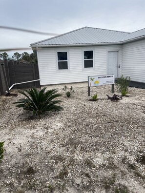 Exterior -   Ranch House 3 Blocks to  Beach (Panama City Beach)